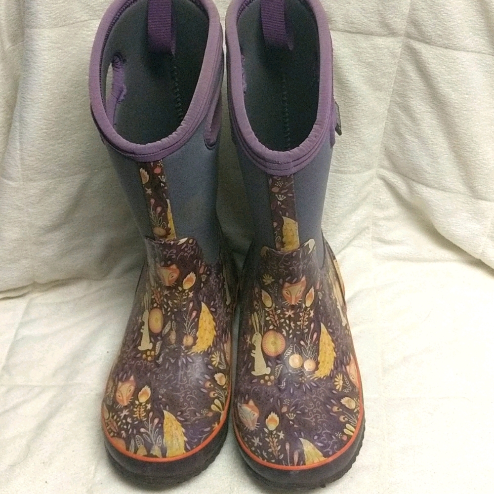 YOUTH BOGS SNOW BOOTS FOREST ANIMAL DESIGN LOWER